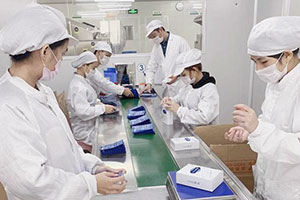 中國面膜產業(yè)哪里最好？楓雅化妝品加工帶您揭
